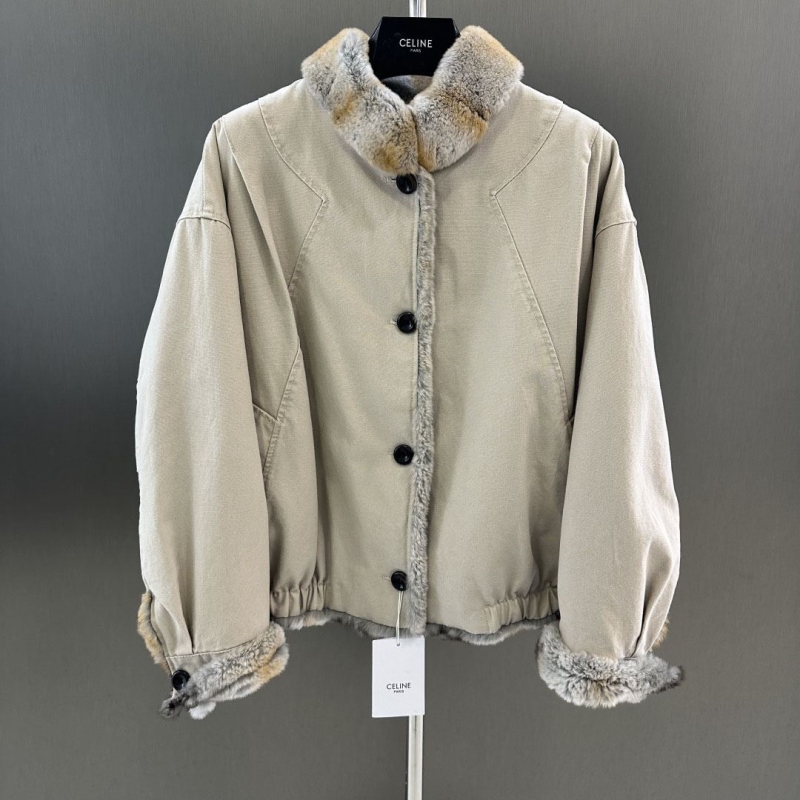 Ce1i*e outwears